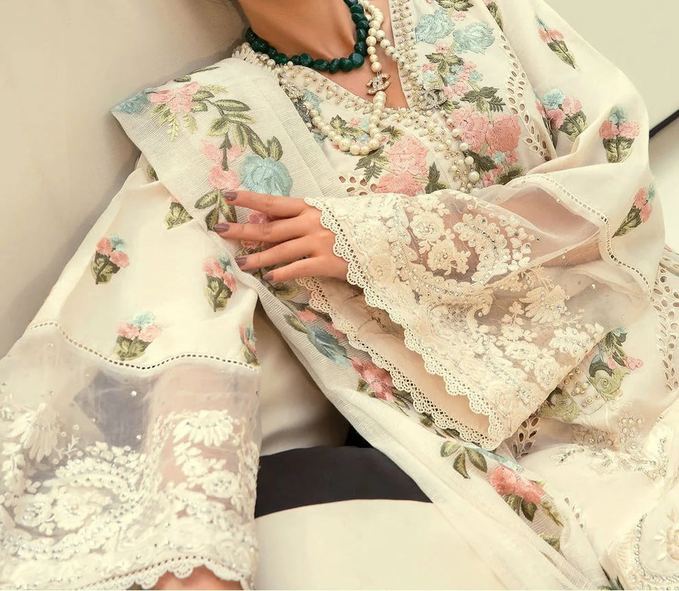 S1315-Embroidered 3pc Lawn Dress With Embroidered Organza Dupatta.